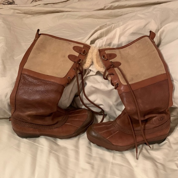 UGG boots for sale. Hardly worn. - Picture 1 of 4